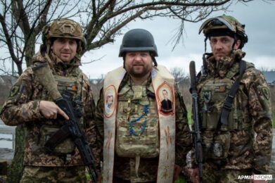 Отець Дяків: на передовій молимось всі разом – воїнам потрібна підтримка