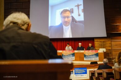 Нунцій в Україні: молімося, щоб з Божою допомогою досягнути неможливого