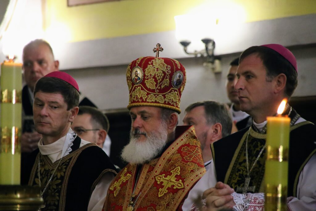 Паломництво «Пробачення та примирення» єпископів України та Польщі (доповнюється) 102 Паломництво «Пробачення та примирення» єпископів України та Польщі (доповнюється)